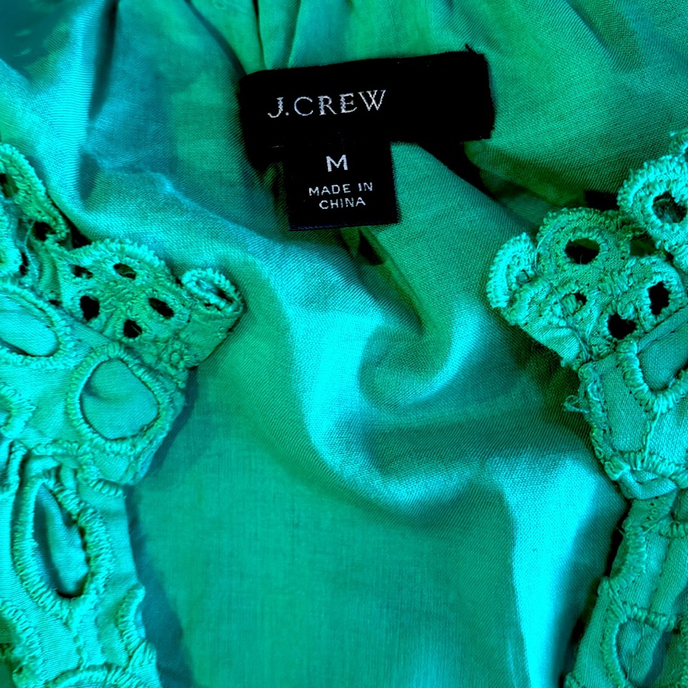 Beautiful dress . Used one time for office party.